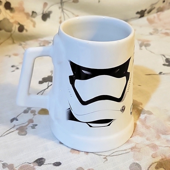 Disney Store Star Wars Storm Trooper coffee mug - Picture 3 of 6